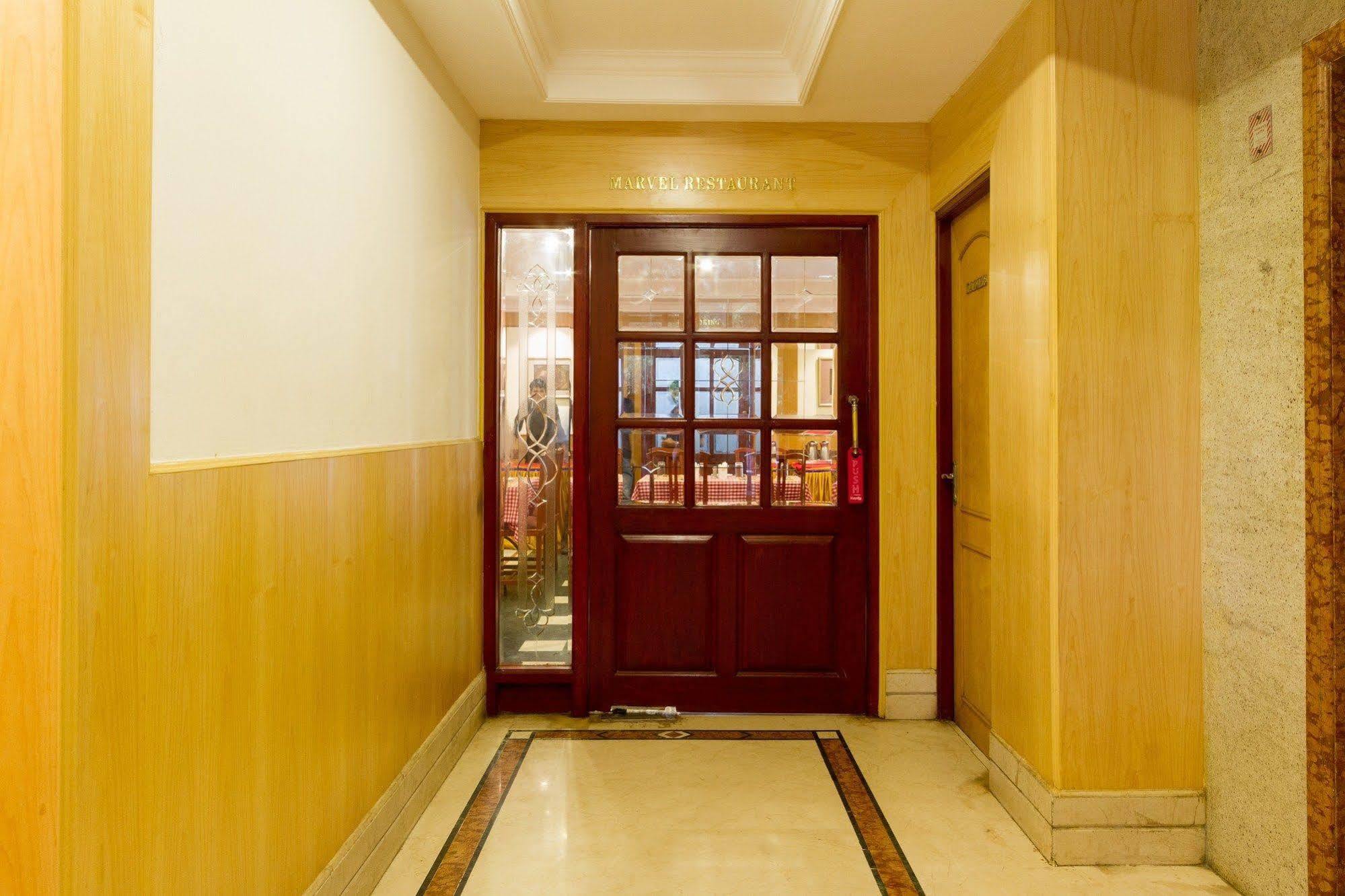 צ'נאי Hotel Metro Manor מראה חיצוני תמונה